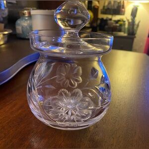 Vintage crystal honey pot, jam jar with lid. Beautiful floral design.